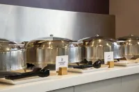 Holiday Inn Express Dunstable, an IHG Hotel - breakfast