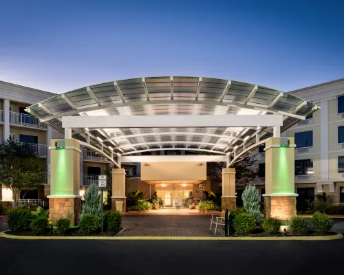 Holiday Inn & Suites ATLANTA AIRPORT-NORTH by IHG Hotels in East Point