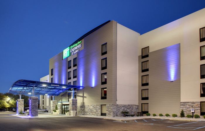 Holiday Inn Express & Suites JACKSON DOWNTOWN - COLISEUM by IHG
