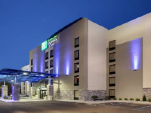 Holiday Inn Express & Suites JACKSON DOWNTOWN - COLISEUM by IHG Hotels in Jackson