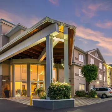 Best Western King George Inn  Suites