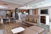 Holiday Inn Express & Suites Lafayette