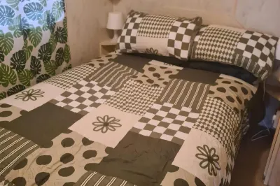 Cozy Cardiff Cabin Retreat Sleeps 6 by Aimee Các khách sạn gần Cardiff Bay Barrage