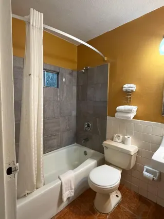 Hico Hills Inn Отели в г. Хико