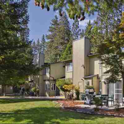 WorldMark Bass Lake Hotel Exterior