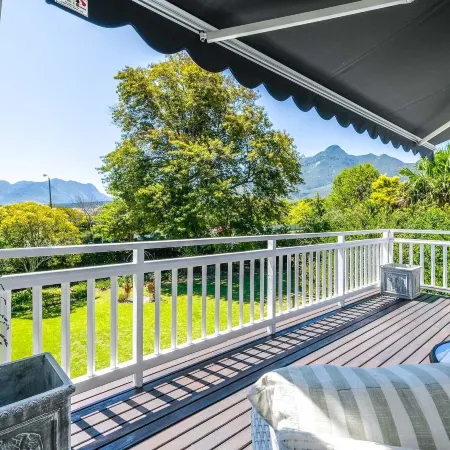 Oude Berg Guesthouse - 10 Caledon Street