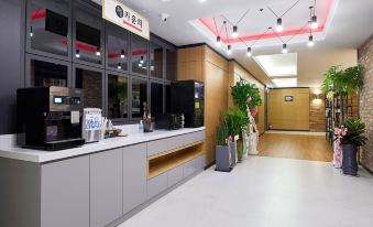 安山 Ansan Studio 9(Ansan Studio 9) 3星级 酒店 套房