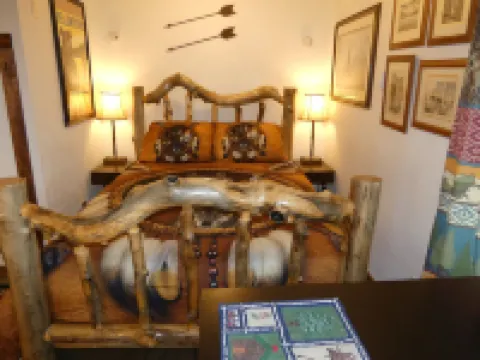 西黃石汽車旅館 住宿飯店