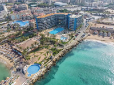 Wave 515 - Getaway Chalet at Sawary Resort Batroun فنادق في البترون