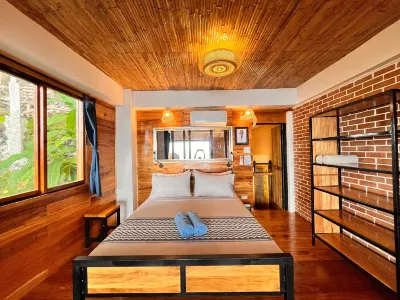 Fantasy Lodge Hotels in 