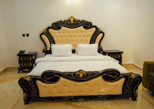 Kawruky Hotel Benin