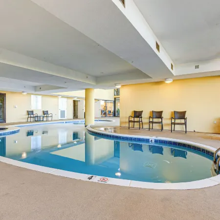 Dauphin Island Top-Floor Condo w/ Resort Perks!