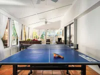 6Br! Sleeps 15+ Htd Pool, Putting Green, Theater, Game Rm, 5 mi to Beaches, Ami Hotels in West Bradenton