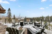Luxury Silverthorne Retreat -  Panoramic Mountain & Lake Views, Hot Tub & Gazebo