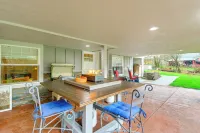 Peaceful Patio View! Waterfront Puget Sound Unit