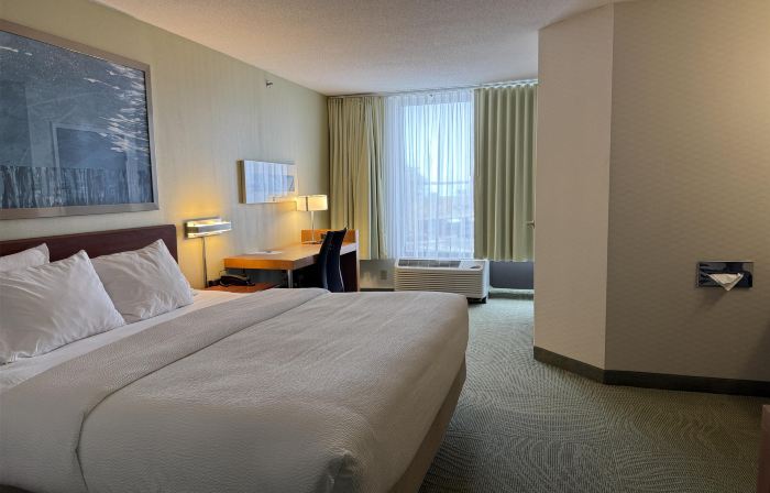 The Peoria Hotel, SureStay Collection by Best Western