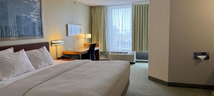 The Peoria Hotel, SureStay Collection by Best Western Hotels in Peoria County