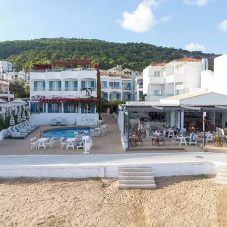 Oasis Beach Hotel