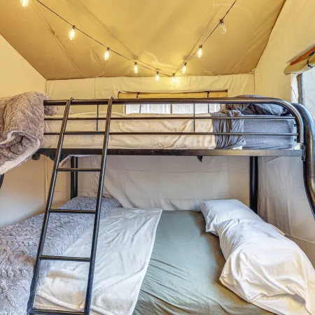 Hikers Hideaway w/ Hot Tub Near Lookout Mountain