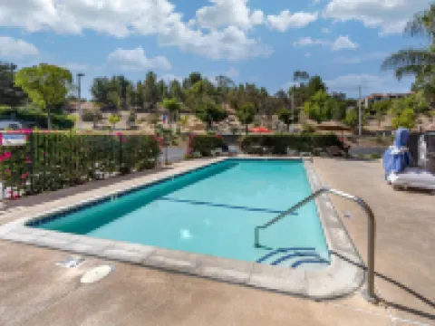 Comfort Suites Near Six Flags Magic Mountain Hotels in Stevenson Ranch