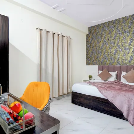 The Grand Corporate Inn Near Sector 52 Metro Station