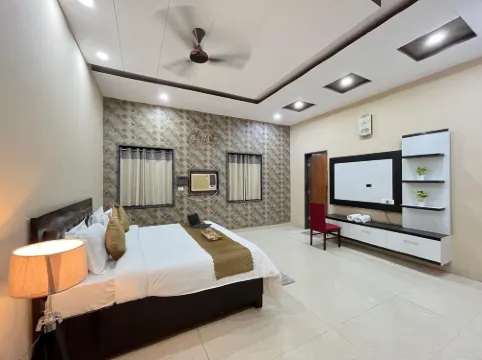 GoBravo 11 6BHK Farm with Pool Sohna Road Gurgaon