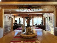 Cabinonthecreek.TX-Lake Limestone- Tasteful Rustic Charm & Grace.