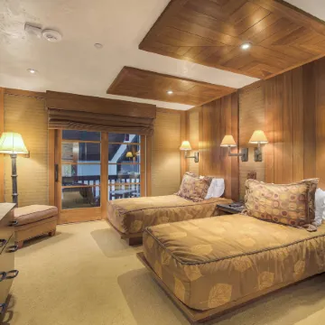 Lodge at Vail, A RockResort
