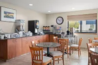 Super 8 by Wyndham Hagerstown I-70