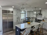 Beautiful 4 bed with Pool + Spa