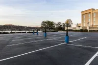Hampton Inn Guntersville - parking