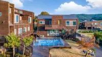 Marimo Pension Taean - Pools
