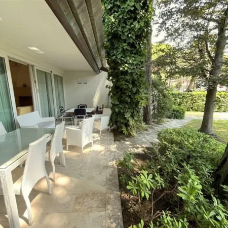 Charming and Tastefully Furnished Villa Steps from the Sea