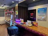 藝廊飯店-限大人 大池站附近的飯店