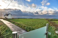 Chalet in Tintagel With Stunning Sea Views - 4-Star