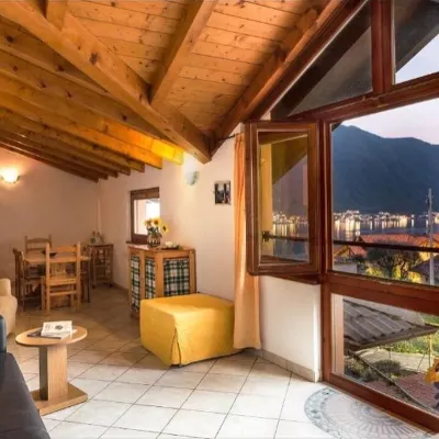 B&B Garzola Hotels near Villa Carlotta