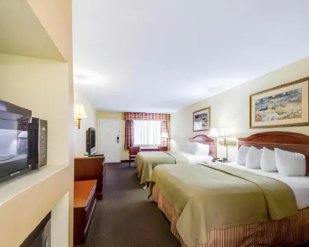 Econo Lodge Inn & Suites イーグル・パスのホテル
