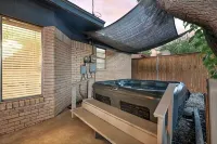 Red Raider House + Hot Tub + Game Room + 4Br Sleeps 18 + Central Lbk
