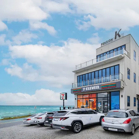 Gangneung K-Poolvilla Отели рядом с достопримечательностью «Порт Чумунджин»