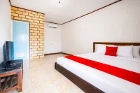RedDoorz at Pondok Alief near Pantai Ujung Genteng 3