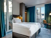 Motel One Leipzig-Nikolaikirche Hotels near Old Town