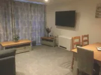 Gorgeous Marina 2 Bed Apartment - Apartments