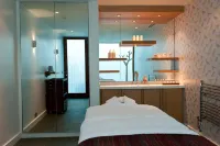 Cowley Manor Experimental - spa