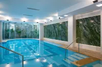 홀리데이 인 아테네 아티카 애비뉴 에어포트 웨스트 바이 IHG - 비치