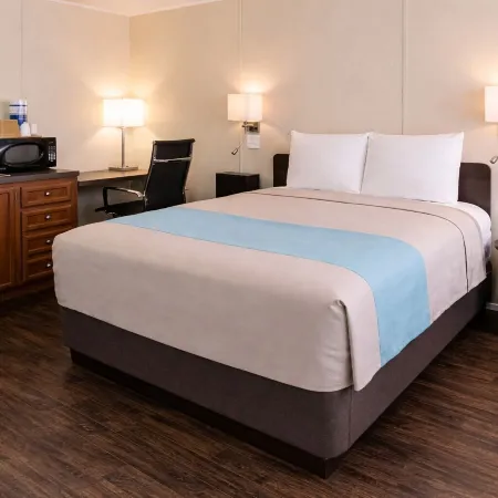 Shale Lodge Pleasanton