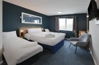 Travelodge Liverpool Stonedale Park - parking