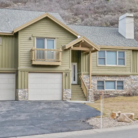 Spacious Park City Retreat With a Private Hot Tub