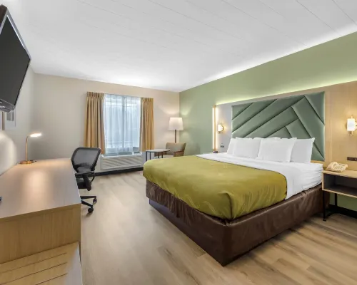 Quality Inn & Suites Monterey I-40 Hotels in Putnam County