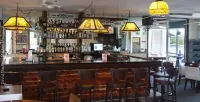 Bell Channel Inn Hotel - bar