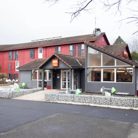 Enzo Hotels by Kyriad Direct Trappes Отели в г. Трап